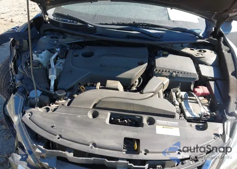 2018 Nissan Altima 2.5 Sr из США, поврежденный, VIN 1N4AL3AP2JC255540